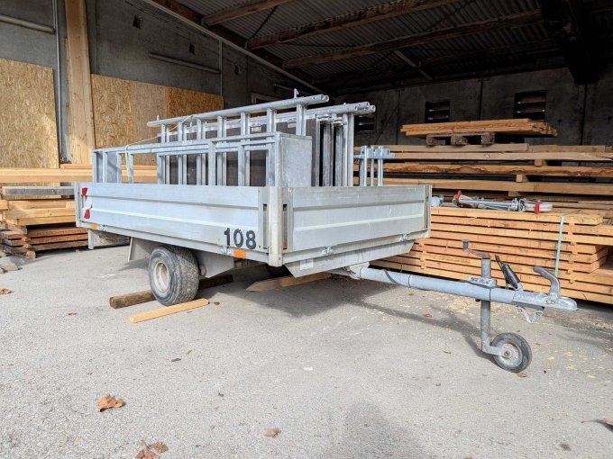 Übersichtsaufnahme vorne rechts Übersichtsaufnahme vorne rechts