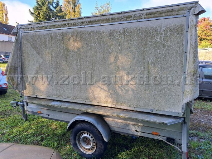 Verkaufsanhänger geschlossen