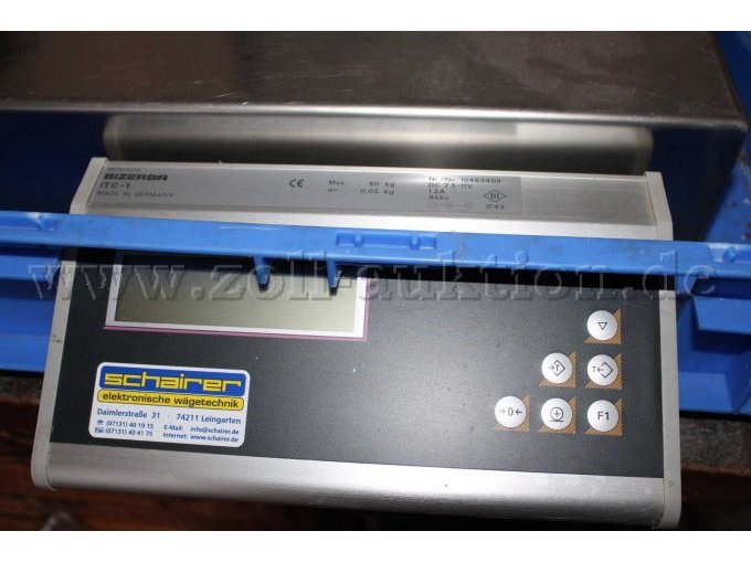 Bedienteil mit Typenschild