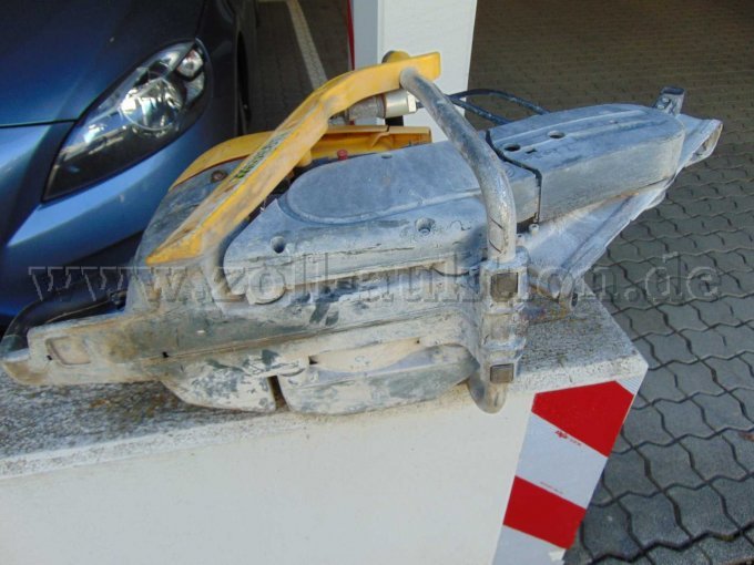 Wacker Neuson Benzintrennschneider BTS635s Ansicht von unten