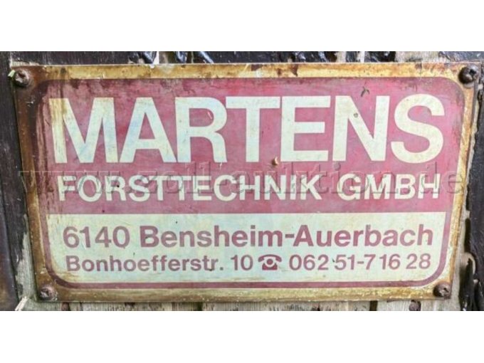 Schild des Herstellers