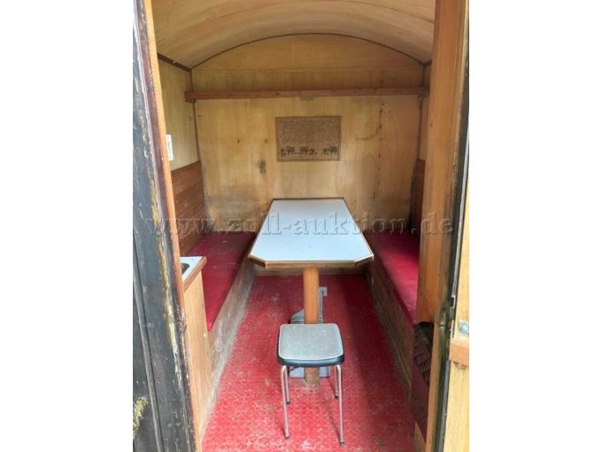 Innenbereich Sitzmöglichkeiten