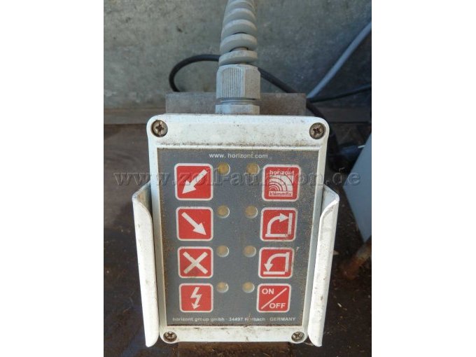 Bedienteil im Batteriekasten