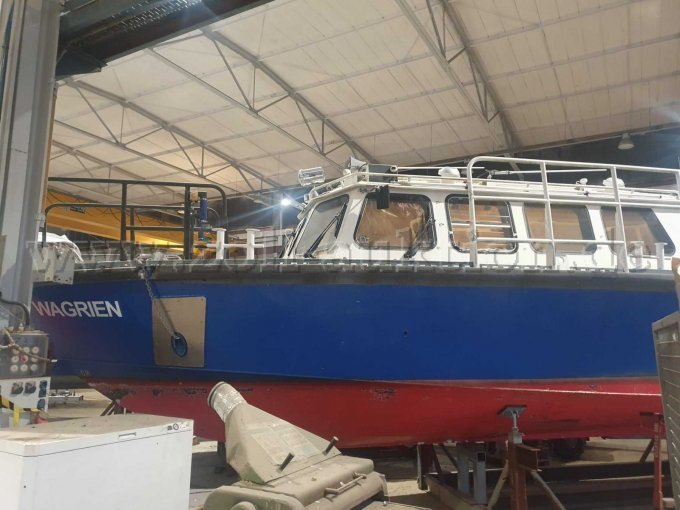 Backbordansicht (Bugbereich)