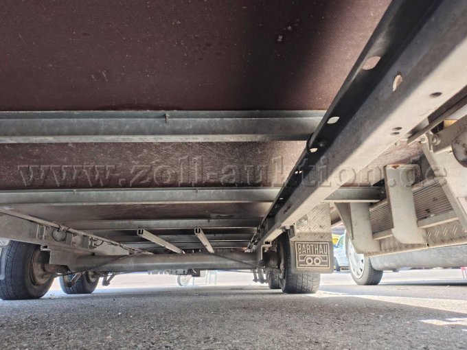 WC Anhänger von unten