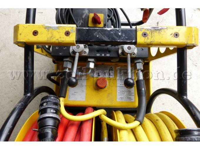 1 Weber-Hydraulik-Aggregat Typ E 50-T +SAH 20 der Feuerwehr – foto 8 – kavel bij Zoll-Auktion, Iserlohn