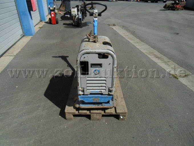 Weber CR 6 H vorn