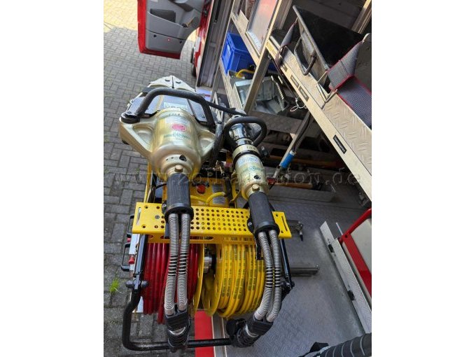 Gesamtansicht des Weber-Hydraulik Rettungssatz Gesamtansicht des Weber-Hydraulik Rettungssatz