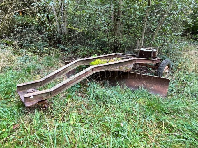 Seitenansicht Wegehobel