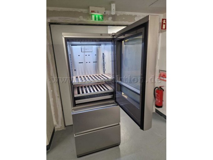 Kühlschrank offen Front