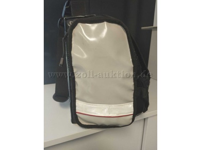 Ansicht rechte Seite in Schutztasche