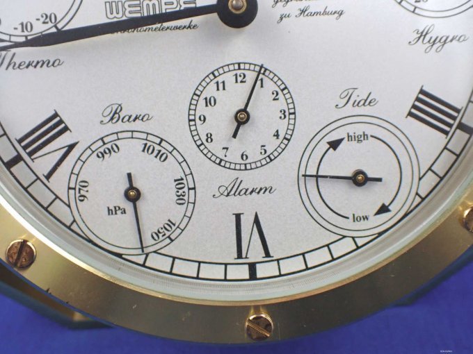 Funktion: Barometer, Einstellung der Weckzeit, Tide