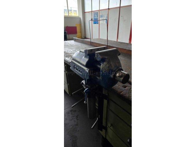 Schraubstock mit Höheneinstellung