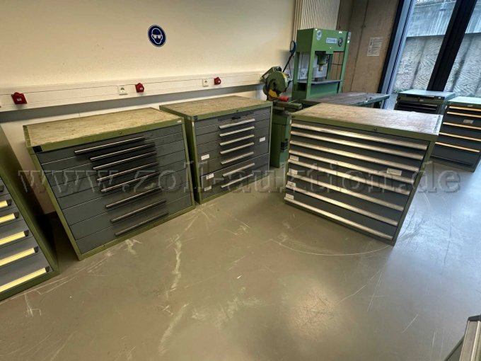 Schubladenschrank mit 8 Schubladen, Hersteller Bott