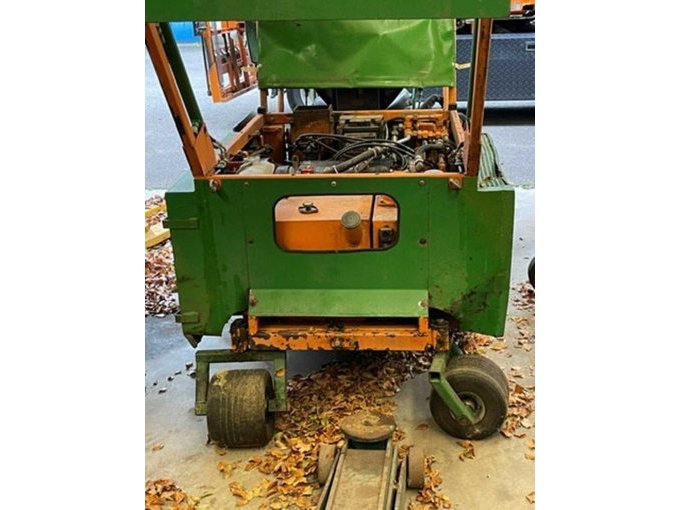 1 Werner grootoppervlaktemaaier ASM 125, met opvangbak, niet in werkende staat – foto 4 – kavel bij Zoll-Auktion, Saarbrücken
