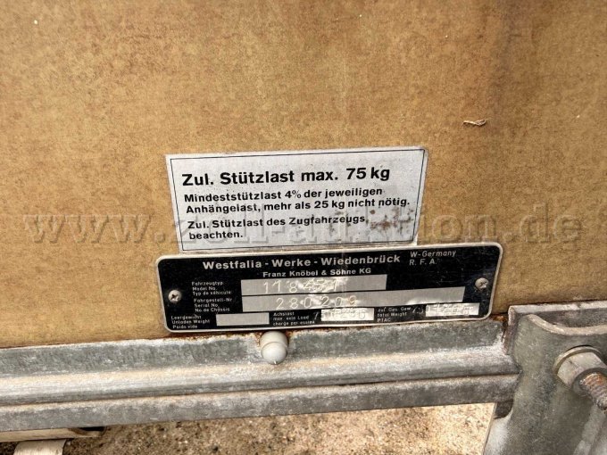1 Westfalia-aanhangwagen, incl. zeil en spanten, maximaal toegestaan totaalgewicht 750 kg – foto 2 – kavel bij Zoll-Auktion, Flensburg
