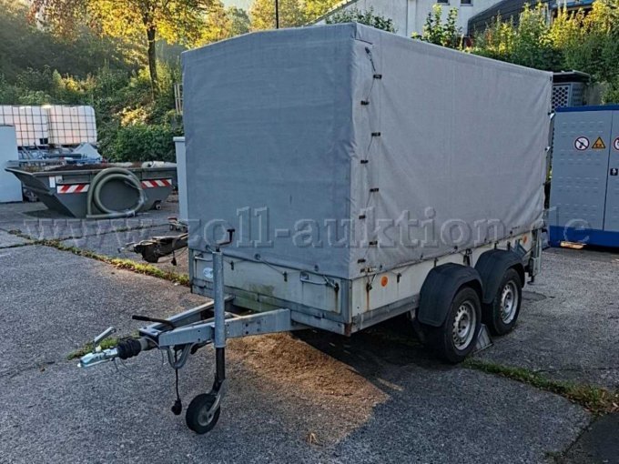 1 Westfalia Anhänger offener Kasten mit Plane – foto 2 – kavel bij Zoll-Auktion, Lüdenscheid