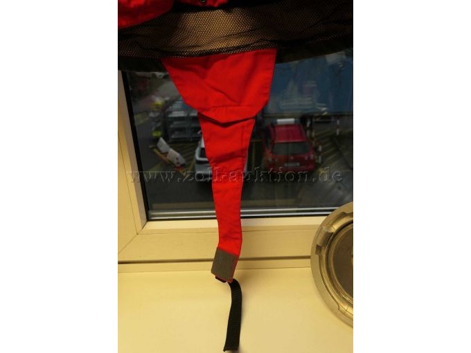 Jacke Hochrutschschutz