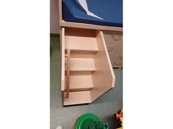 Ansicht Treppe vorne