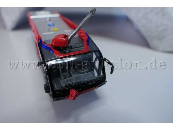 Rosenbauer FLF Panther 6x6 Ansicht von vorne