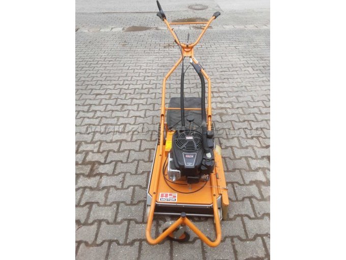 Wildkrautbürste Vorne