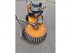 Ansicht Unkrautbürste von vorne