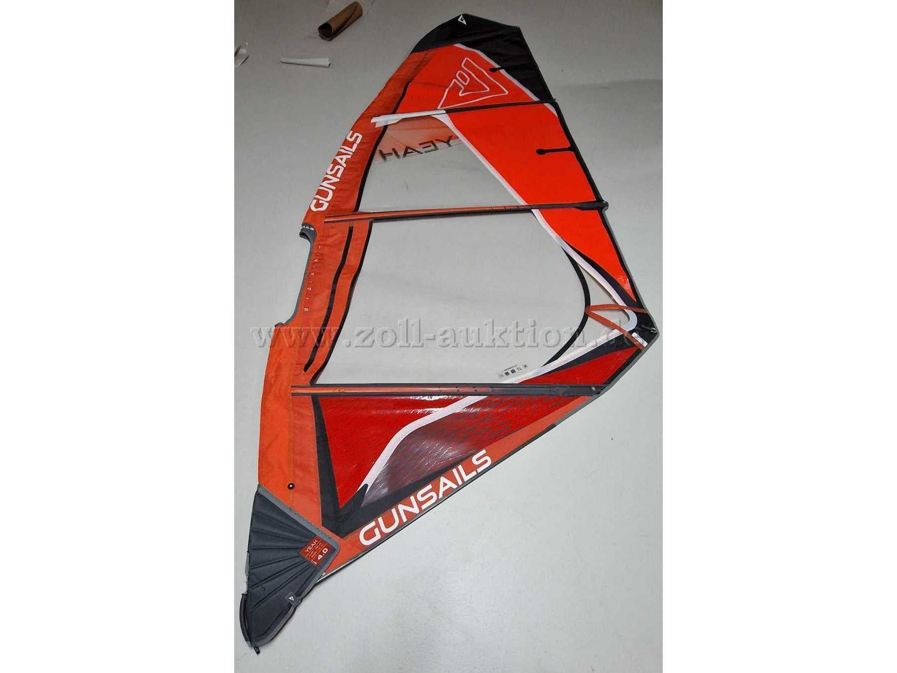 Windsurfsegel linke Seite