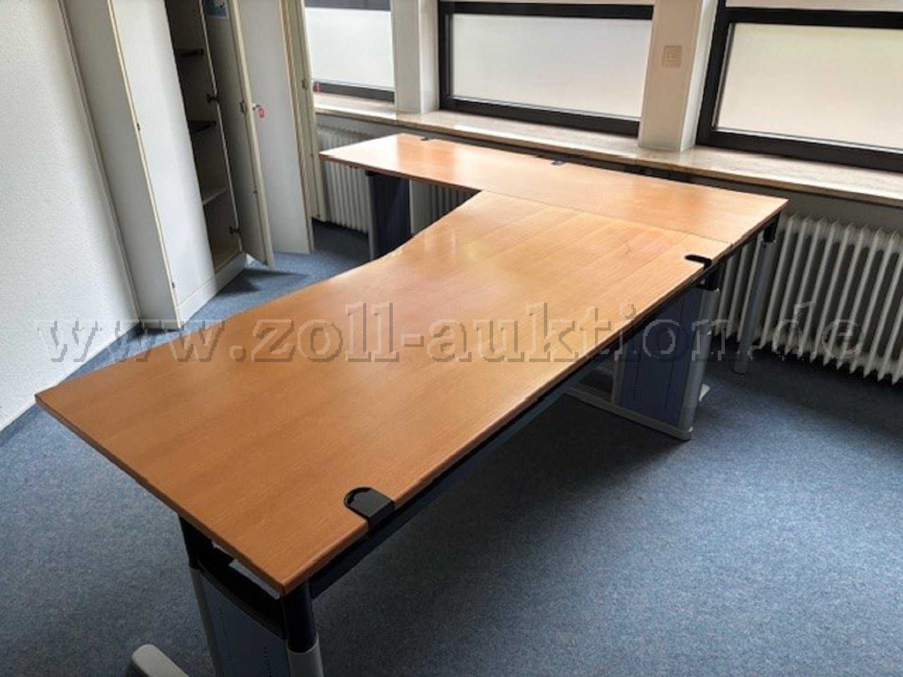 Winkeltisch