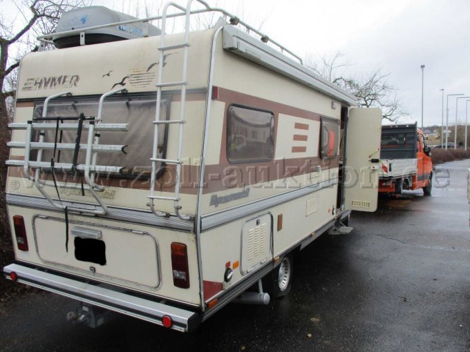 Heckansicht von rechts