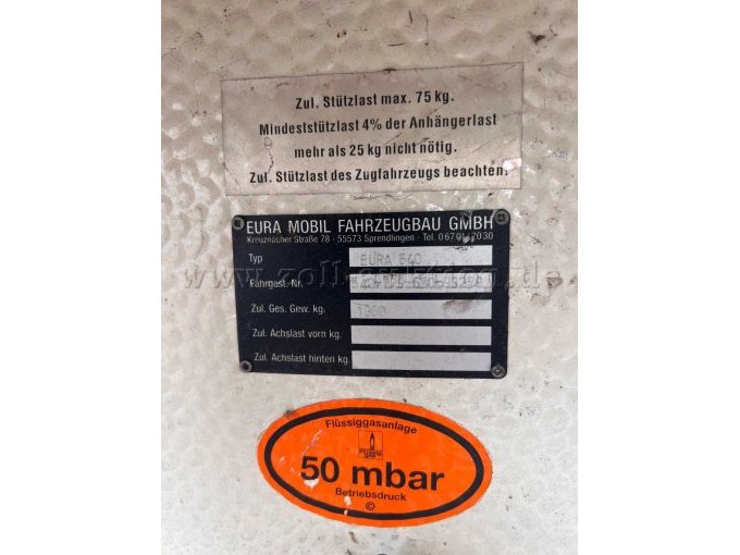 Typenschild des Wohnwagens