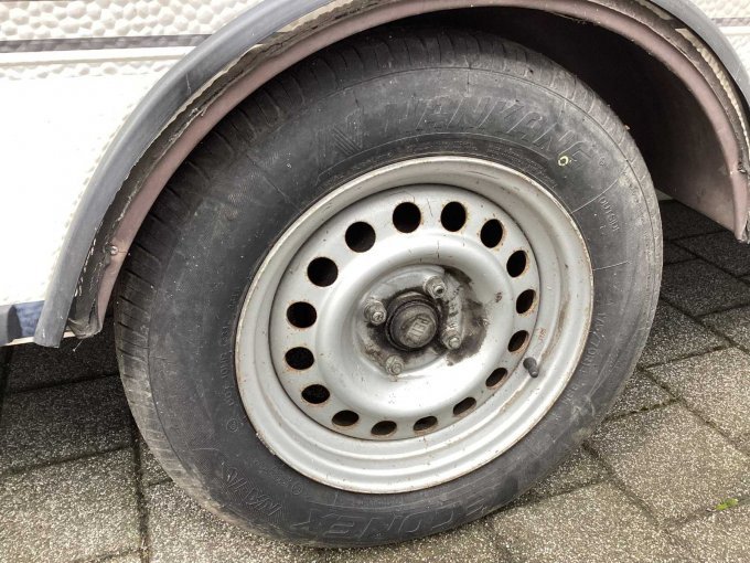 Ansicht rechter Reifen