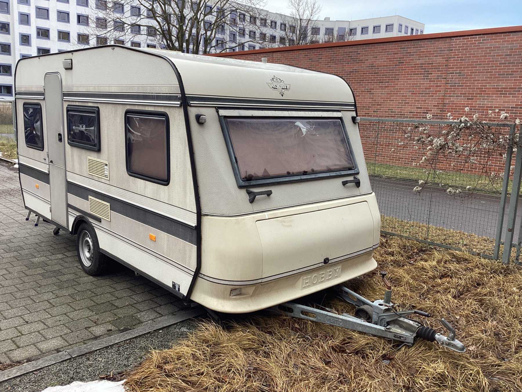 Ansicht von vorn und seitlich rechts