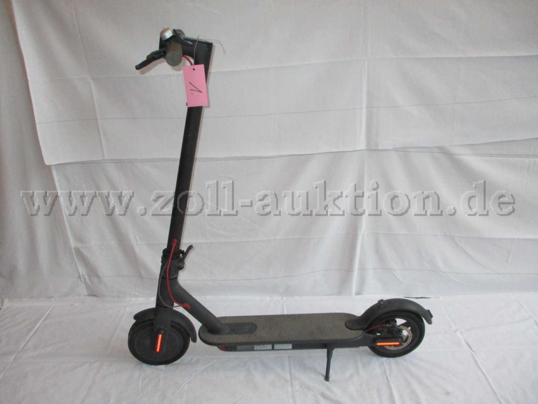 Vollansicht E-Scooter
