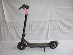 Vollansicht E-Scooter