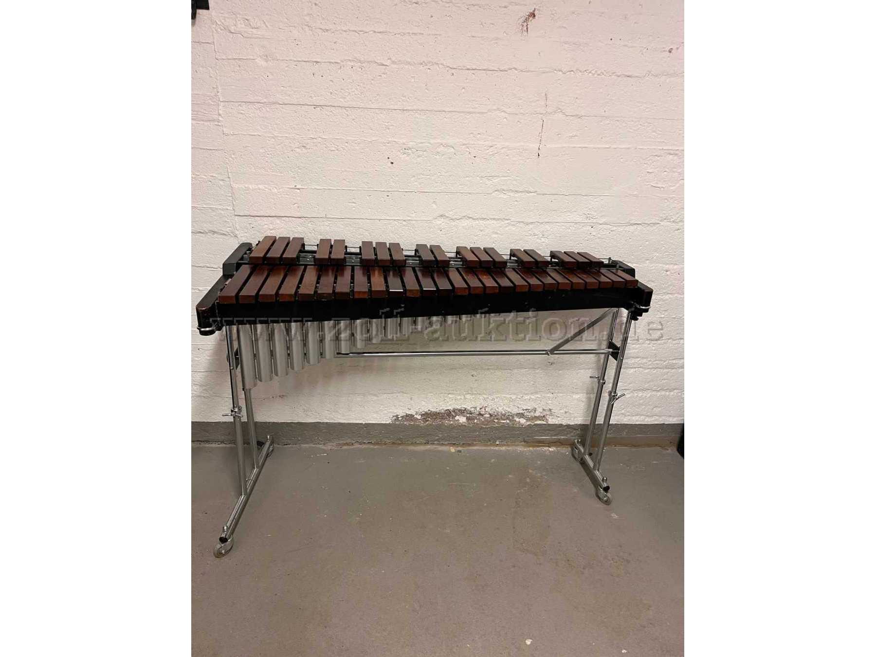 Xylophon RXC 3050/V Komplette Rückansicht mit Resonanzröhren