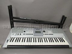 Keyboard mit Ständer
