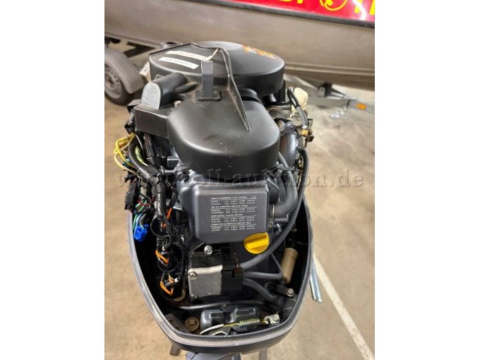 geöffnetes Gehäuse von hinten