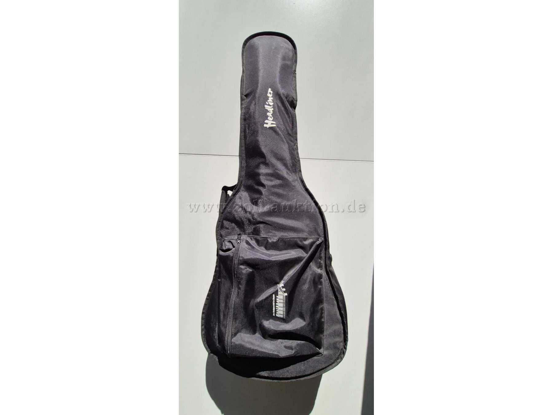 Mit Tasche