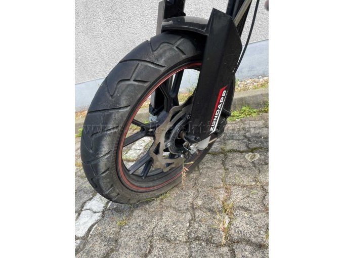 Motorrad-Vorderreifen