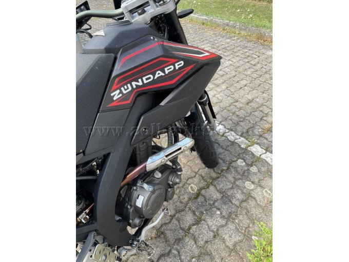 Motorrad seitlich