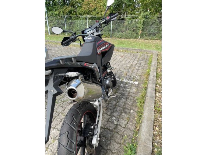Motorrad hinten