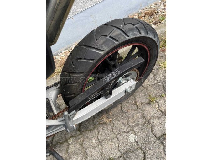 Motorrad-Hinterreifen