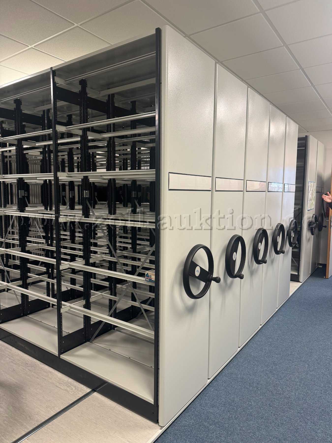 1 ZIPPEL shelving system for pendulum registry, binders and folders