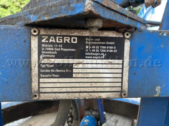 Typenschild Schachtrahmenheber