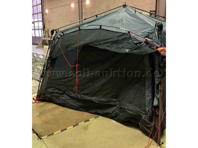 Zelt: Front (Eingang)