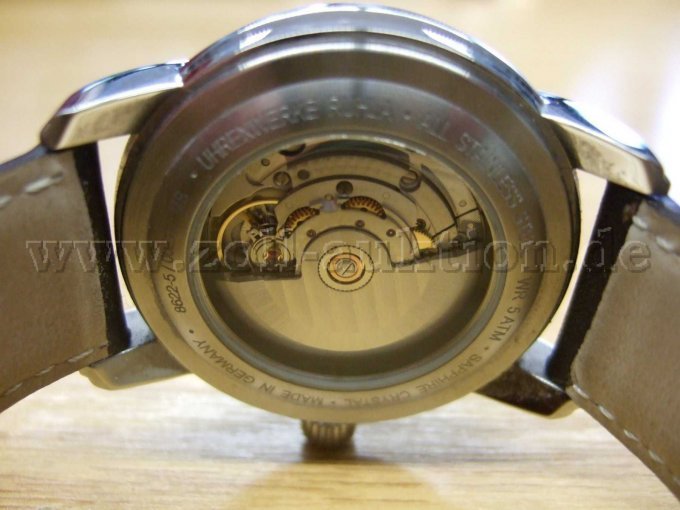 Zeppelin Uhr Gehäuse Unterseite
