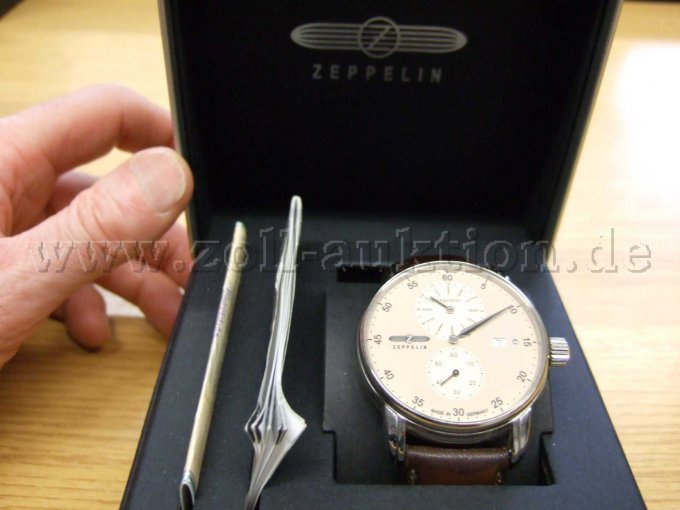 Zeppelin Uhr Box mit Inhalt