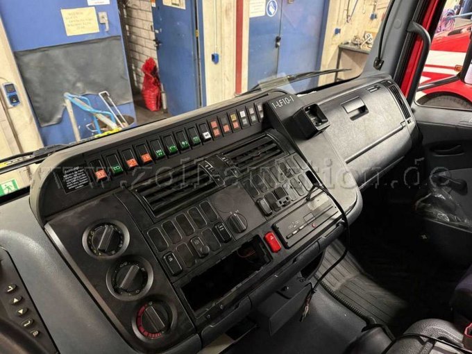 Armaturenbrett Mitte Schalter