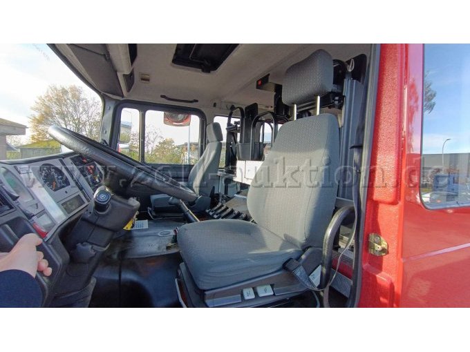 Innenraum Fahrerseite