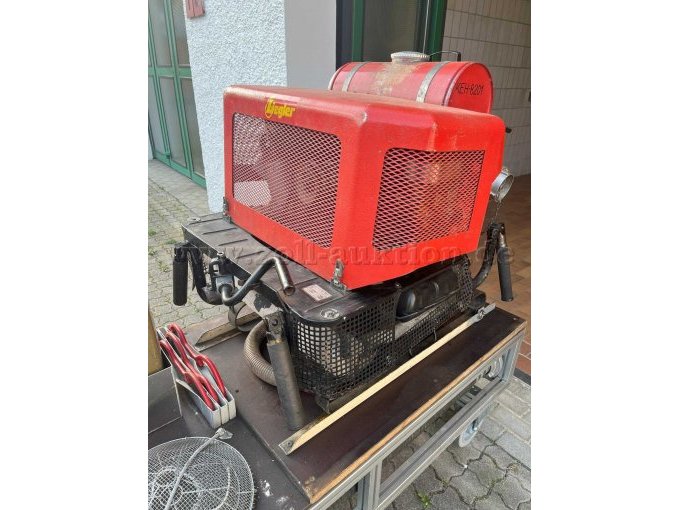 Tragkraftspritze links hinten